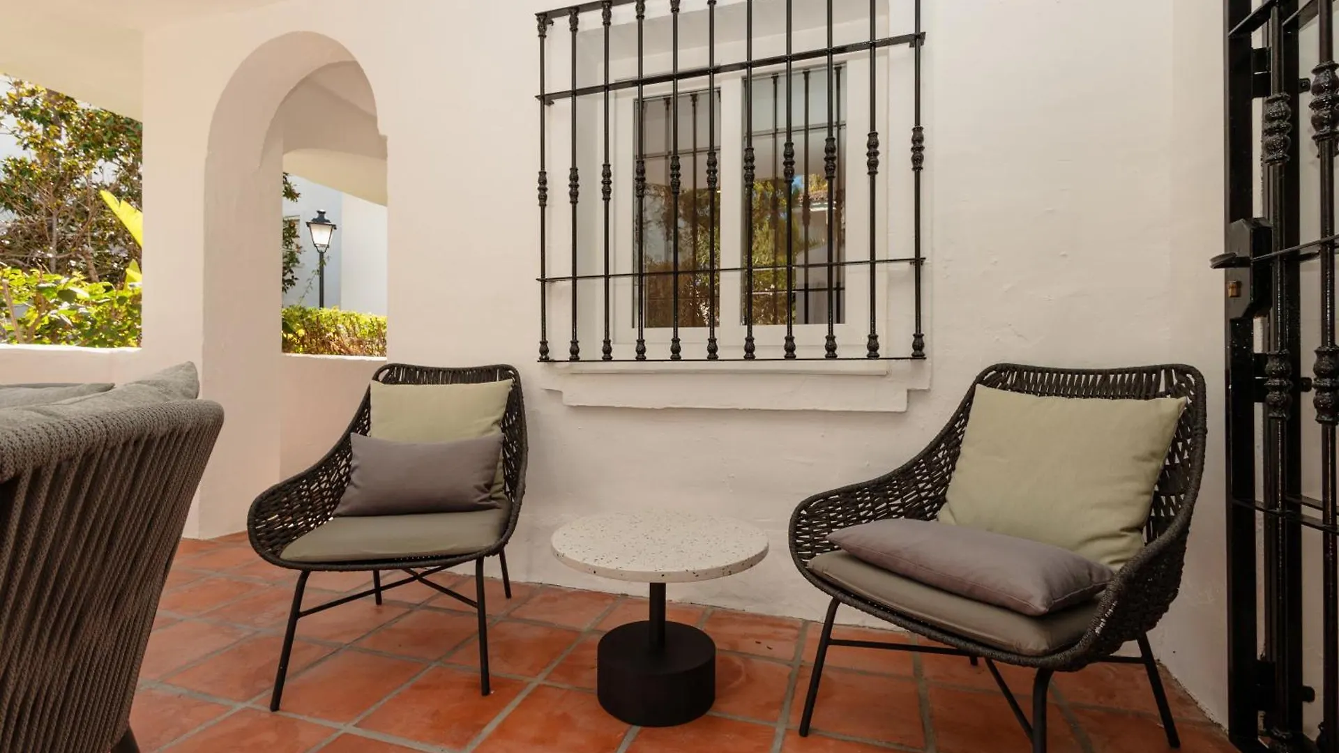 Apartment In Marbella Near Golf And Beach