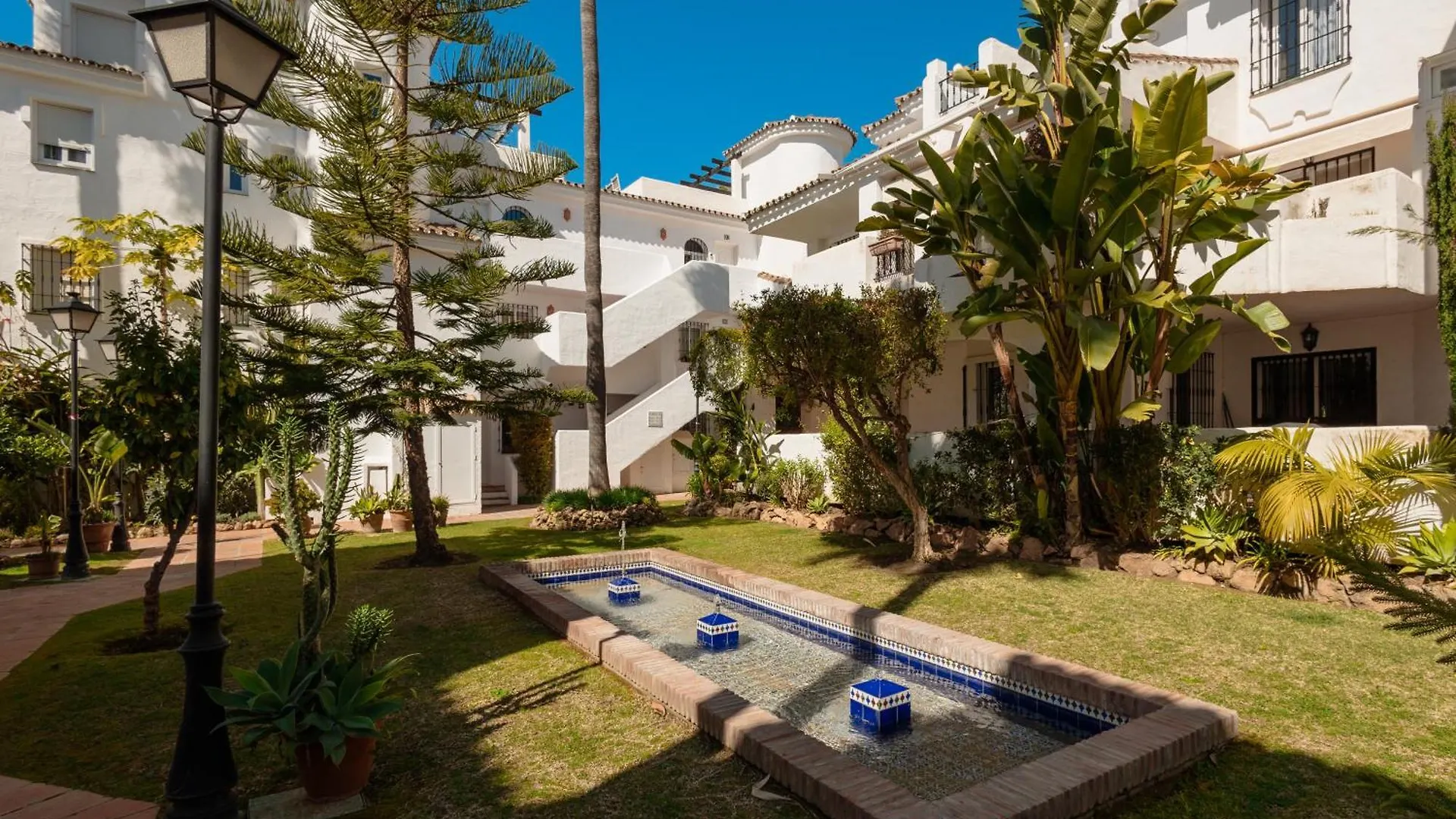 Apartment In Marbella Near Golf And Beach