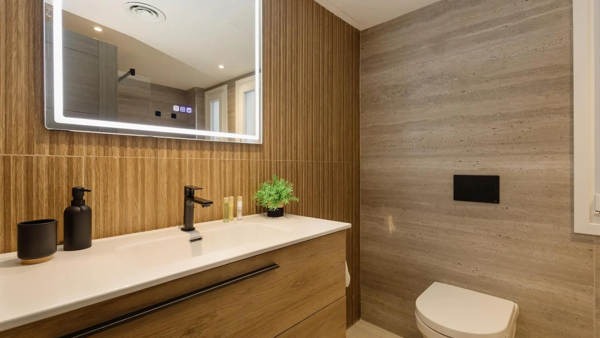 Apartment In Marbella Near Golf And Beach